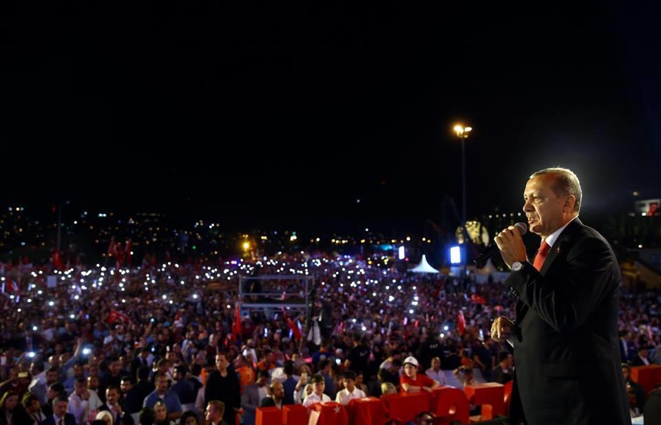 أردوغان: سنقتلع رؤوس الخونة ومحاولة الانقلاب ليست الهجوم الوحيد