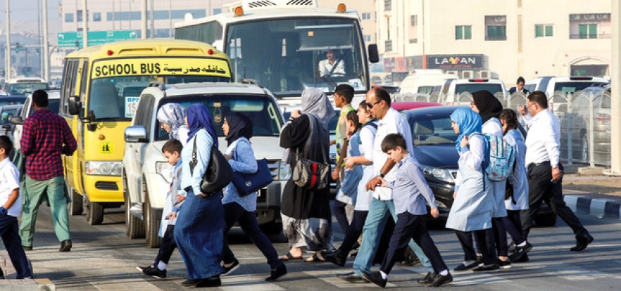 استئناف "طرق دبي" توعية الطلاب مروريا يكشف حقيقة المقترحات الأمنية