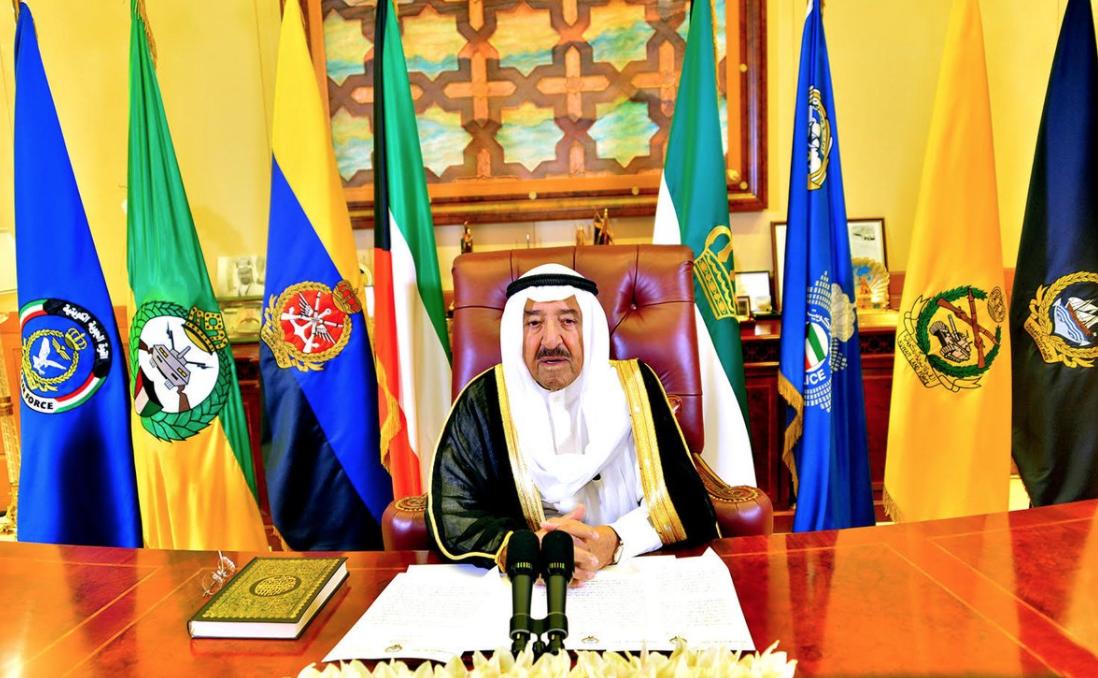 أمير الكويت: نأمل تجاوز الأزمة في بيتنا الخليجي