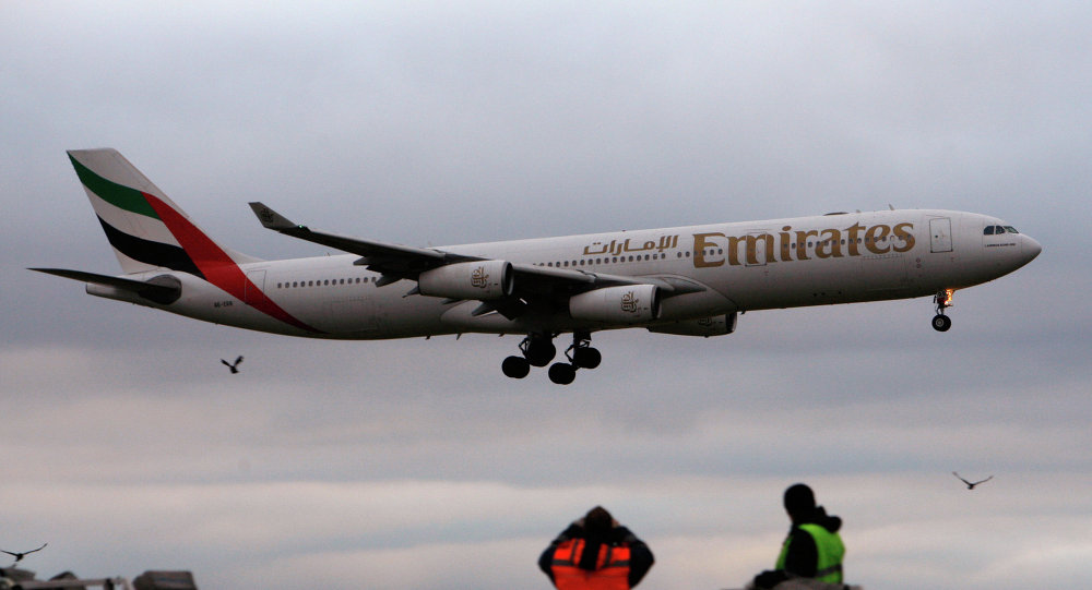 طيران الإمارات تتسلم طائرتها المئة طراز إيرباص إيه380