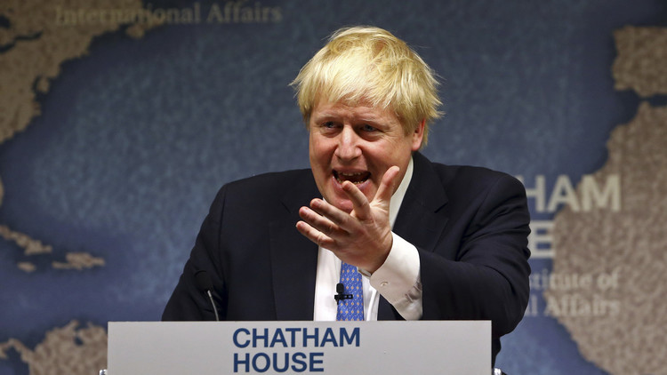 وزير الخارجية البريطاني يتهم إيران والسعودية بإشعال حروب بالوكالة