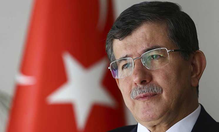 رئيس وزراء تركيا السابق أوغلو يعرب عن مخاوف من التعديلات الدستوري
