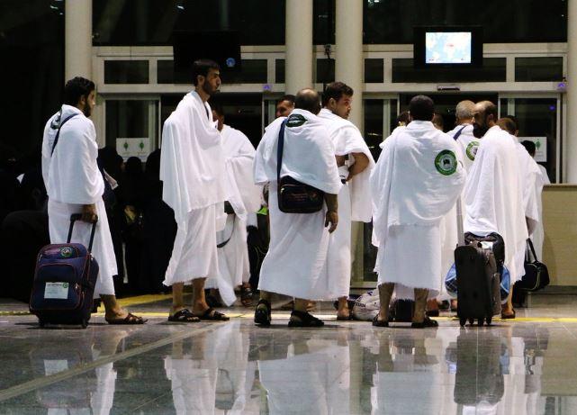 السعودية تعلن وصول أكثر من نصف مليون حاج