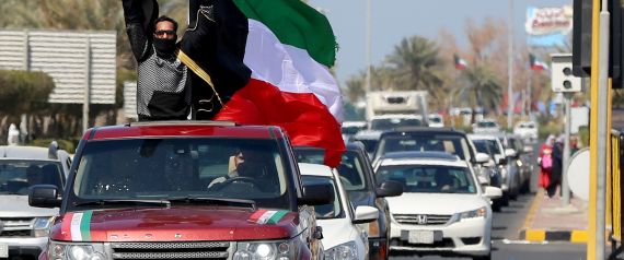 محامٍ كويتي يتقدم بدعوى لمنع 3 ملايين وافد من قيادة السيارات في بلاده