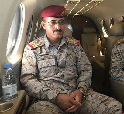 نقل رئيس الأركان اليمني للسعودية بعد إصابته بانفجار