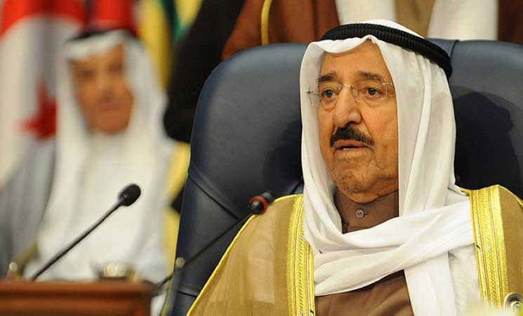 أمير الكويت يعلن تقديم ملياري دولار للعراق على شكل قروض واستثمارات