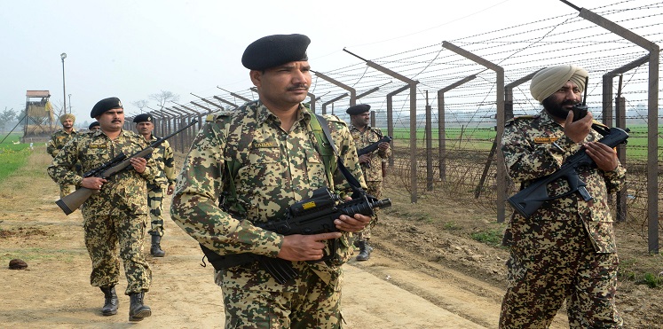 باكستان تعلن مقتل 3 من جنودها في قصف هندي على كشمير