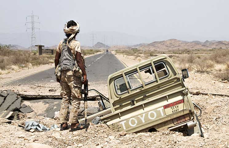 الحوثيون يقولون إنهم “أسروا” جنديين سعوديين