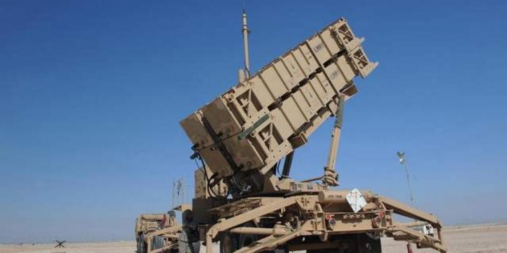 الدفاع الجوي السعودي يعترض صاروخ سكود أطلقه الحوثيون