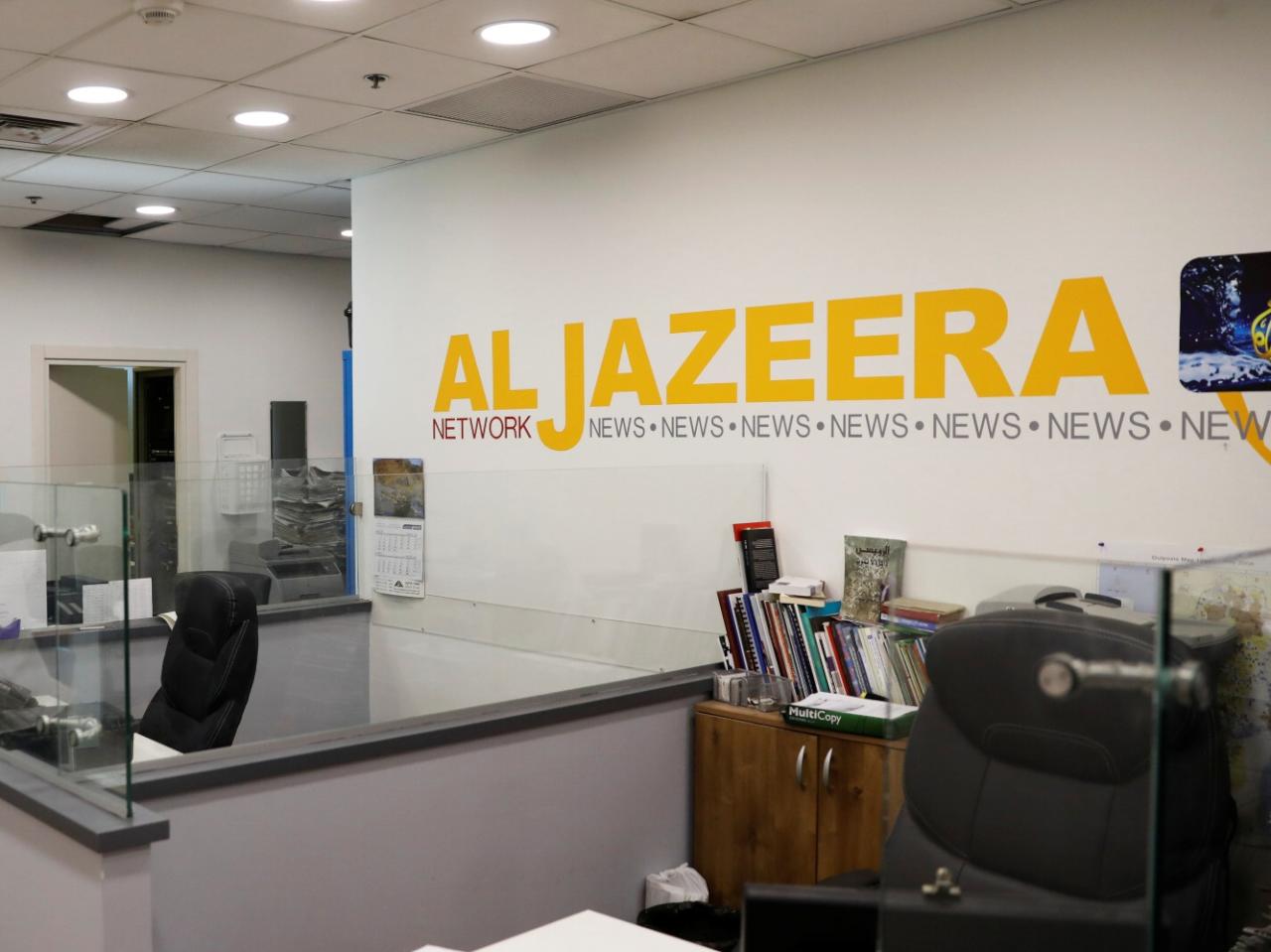 إسرائيل تقرر إغلاق "مكاتب الجزيرة" أسوة بدول سنية خليجية