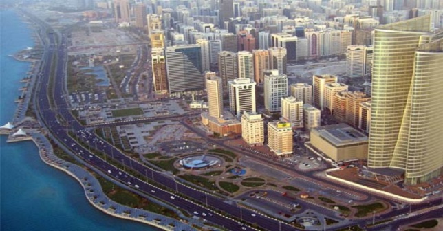 ارتفاع الإيجارات في أبوظبي تدفع المستأجرين إلى التملك أو تغيير المناطق