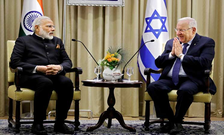 رئيس الوزراء الهندي يصف إسرائيل بأنها “صديق حقيقي”