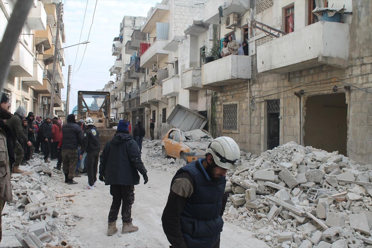 مقتل 7 مدنيين في غارة جوية على سوق بإدلب السورية
