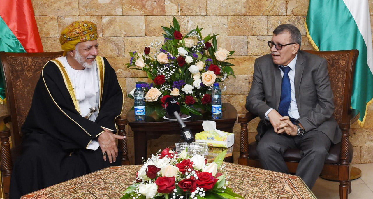 وزير خارجية عُمان بالضفة الغربية في أول زيارة لفلسطين