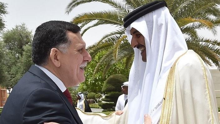 يقوم بجولة خليجية.. أمير قطر يستقبل رئيس حكومة الوفاق الليبية