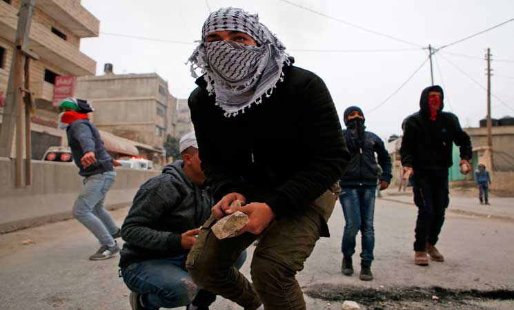 مسؤول: المركزي الفلسطيني سيبحث التخلص من كافة الإتفاقيات مع إسرائيل