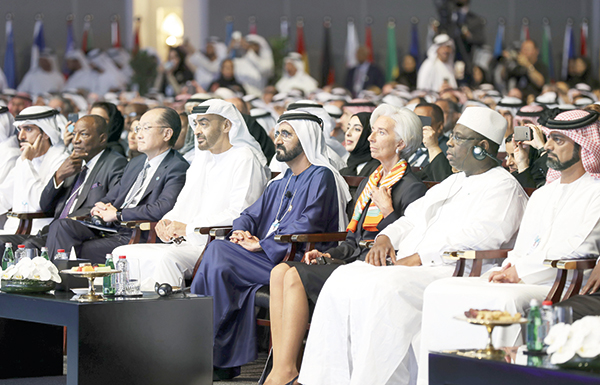 محمد بن راشد يفتتح اجتماع 140 حكومة و16 منظمة دولية بالإمارات