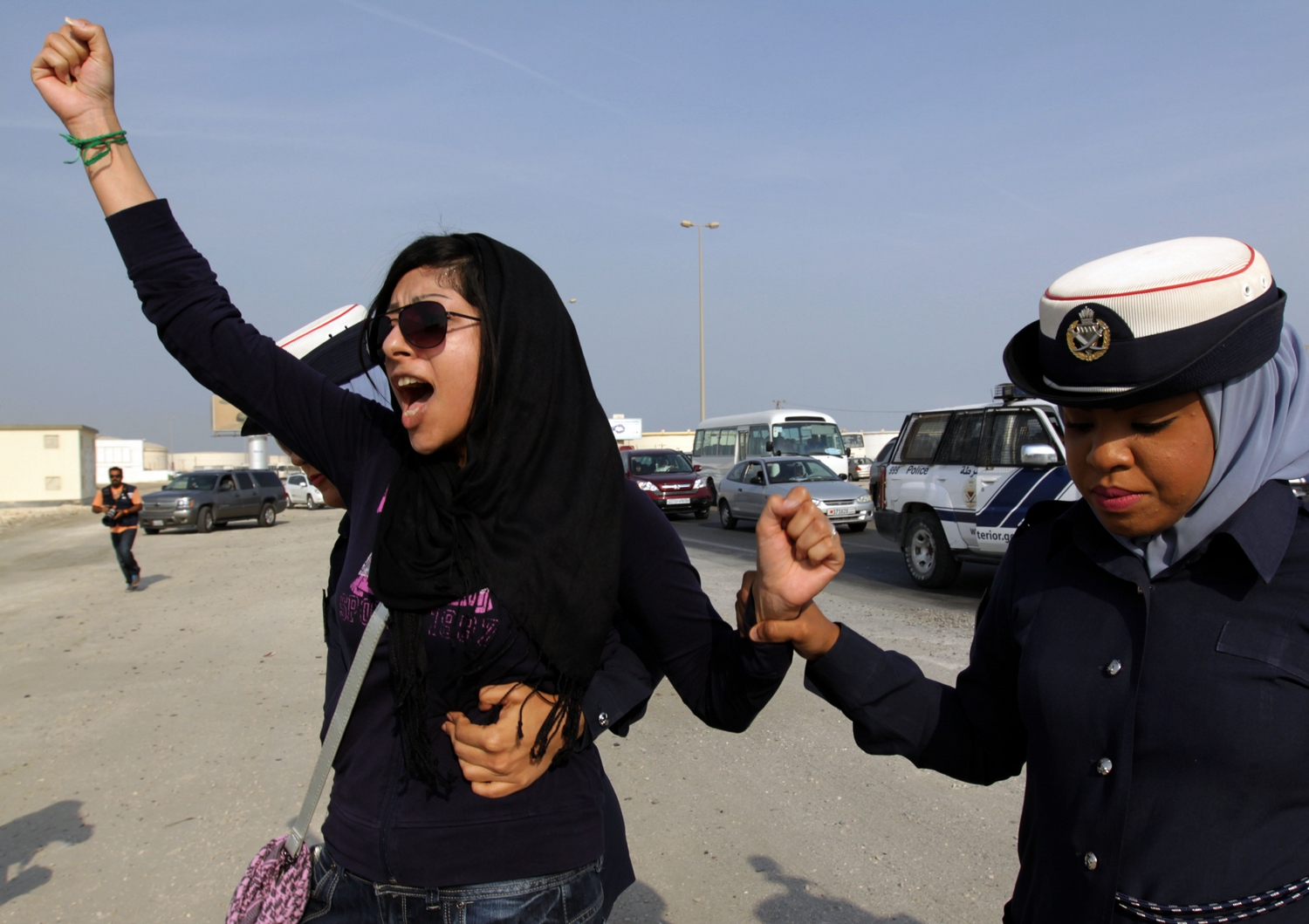 البحرين ستفرج عن الناشطة زينب الخواجة لأسباب إنسانية