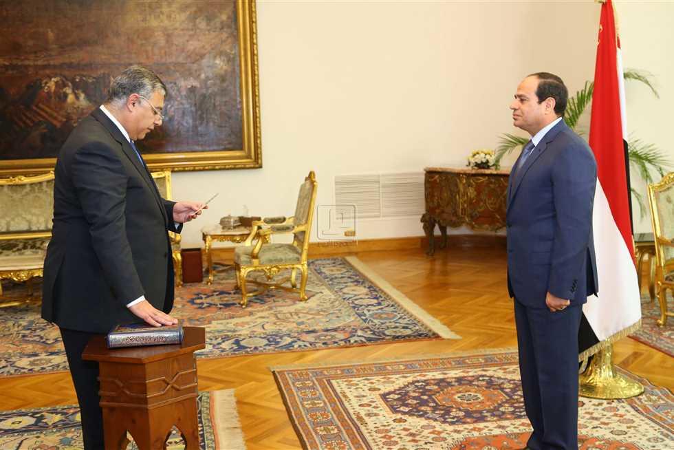 السيسي يُقيل رئيس المخابرات المصرية من منصبه