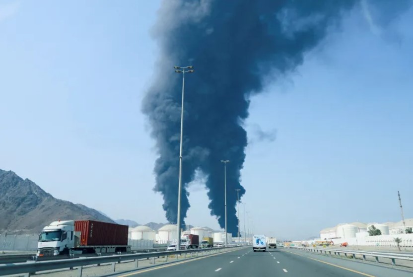 في اليوم الـ33 للحرب.. الإمارات تتصدى لخمسة صواريخ باليستية و35 طائرة مسيرة إيرانية