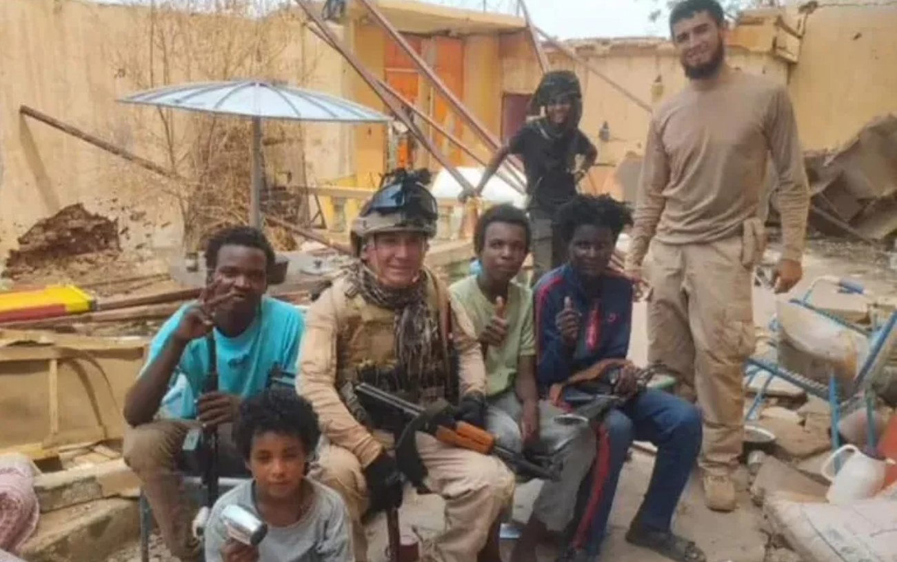تليغراف: متمردون سودانيون مدعومون من أبوظبي "يتدربون في ليبيا"