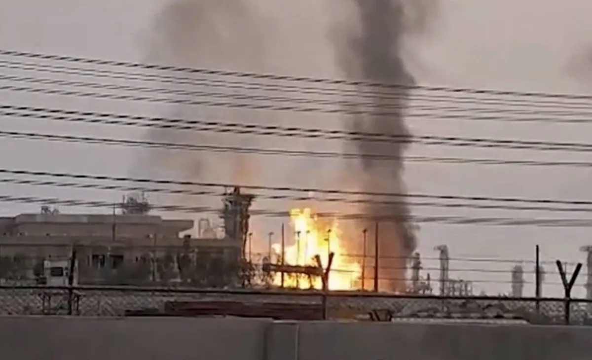 الإمارات: استهداف منشآت حقل "بارس" تصعيد خطير يهدد الاستقرار العالمي