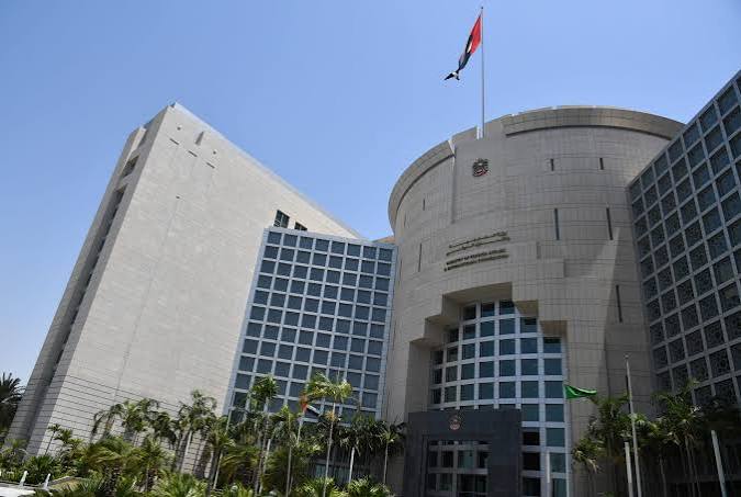 الإمارات تدين هجمات إيران على البحرين والكويت وقطر والأردن وتصفها بانتهاك لسيادة الدول