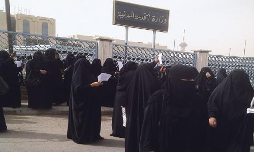 استبدال ثلاثة آلاف وخمسمائة موظف في السعودية