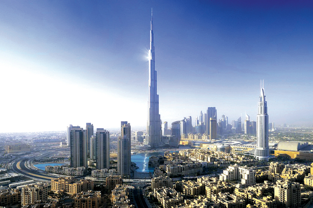 144 مليار درهم أصول 5 شركات تطوير عقاري