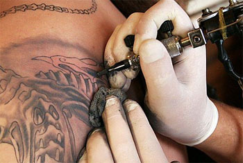 دراسة: عملية الوشم قد تسبب بأمراض خطيرة