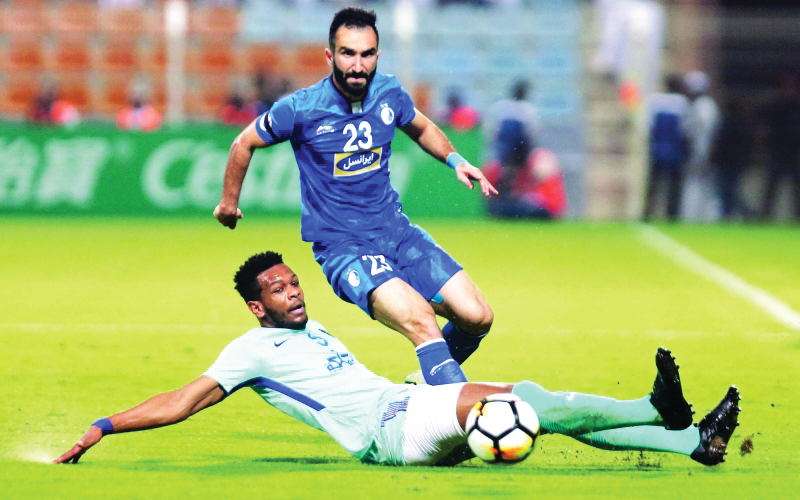 إدارة الهلال السعودي يقيل مدربه بعد خسارته أمام الاستقلال الإيراني