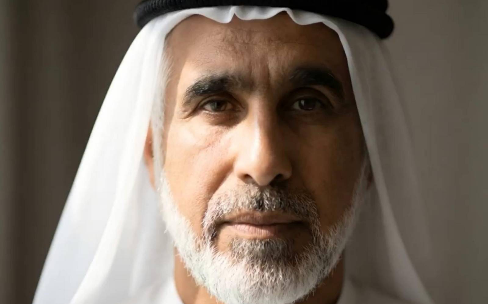 الشيخ سلطان بن كايد القاسمي - يتحدث من خلف القضبان عن 15 رمضانا في سجون أبوظبي