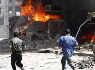 طائرات حربية تقصف الغوطة بعد تصويت مجلس الأمن على هدنة في سوريا